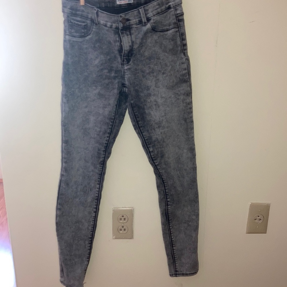 Skinny jeans